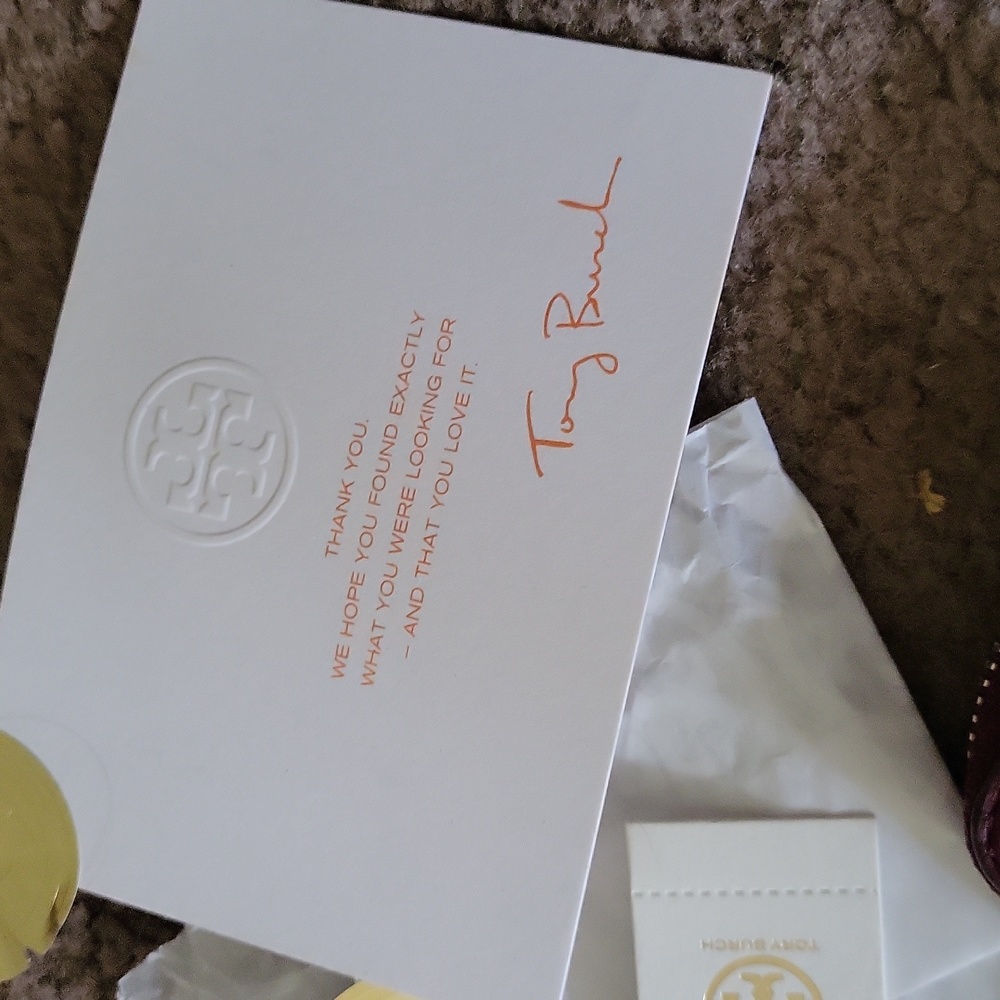 Tory burch gorgeous new square zipper coin case with gold Keychain โจ๏ธ - Picture 6 of 7